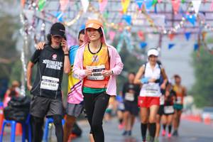 BIB: 4000, 47584
                            <button type="button" onclick="openModal(9918548)" class="btn btn-primary btn-sm float-right btn-popup" data-toggle="modal" data-target=".modal-high-quality">
                        <i class="fas fa-shopping-cart"></i> Add to Cart
                    </button>
                                            <button type="button" onclick="isThisMe(9918548, true)" class="btn btn-success btn-sm float-right btn-popup btn-isme hidden" data-toggle="tooltip" data-placement="bottom" title="นี่คือรูปของคุณใช่ไหม คลิกที่นี่เพื่อเอาเข้าอัลบั้ม">
                        <i class="fas fa-plus"></i> Add to album
                    </button>
                    <button type="button" onclick="isThisMe(9918548, false)" class="btn btn-warning btn-sm float-right btn-popup btn-isnotme hidden">
                        <i class="fas fa-ban"></i> Remove from album
                    </button>